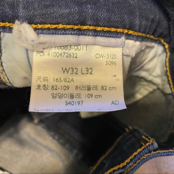 Levi 724 HIGH RISE STRAIGHT jeans size 32 - Picture 3 of 9